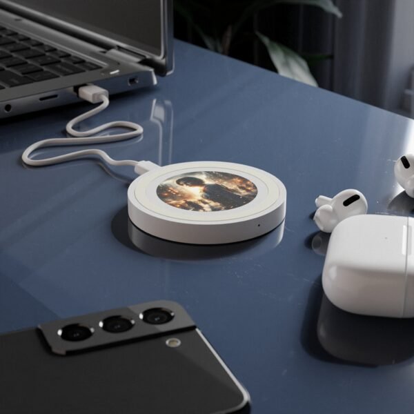 Quake Wireless Charging Pad - Image 4
